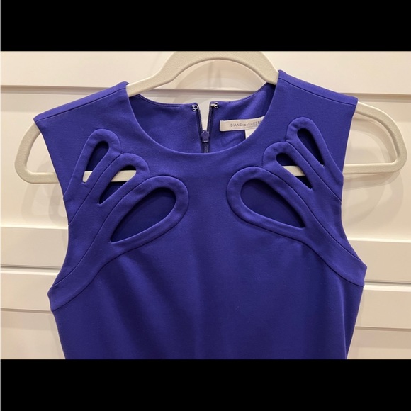 DVF cutouts dress size 4 - Picture 4 of 5